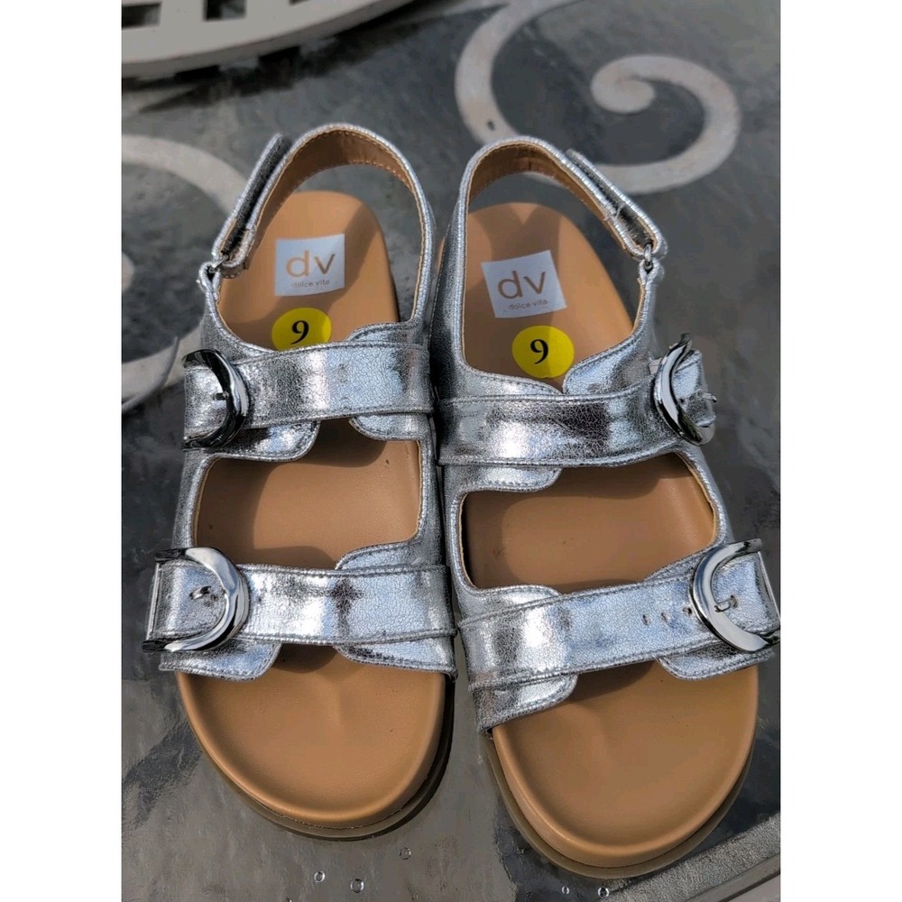 Dolce Vita Women's Alameda Sandal Silver Size 9 Buckle, Hook & Loop Comfort EUC - Picture 2 of 10